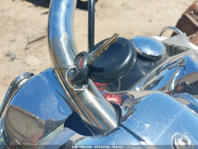 2016 INDIAN MOTORCYCLE CO. CHIEF 56KCCVAA1G3332704 Photo 10