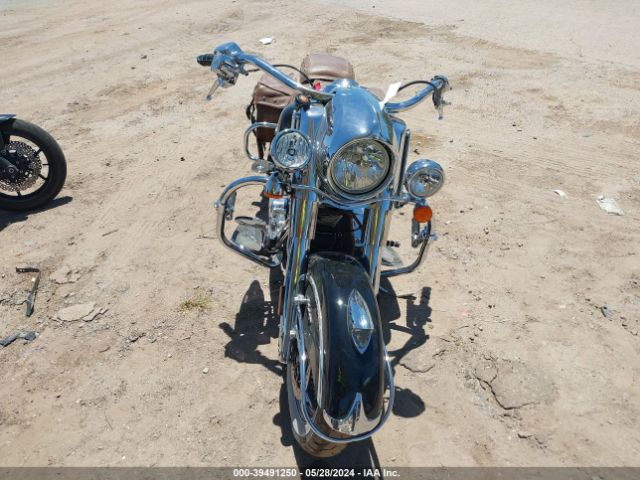 2016 INDIAN MOTORCYCLE CO. CHIEF 56KCCVAA1G3332704 Photo 4