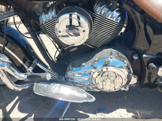 2016 INDIAN MOTORCYCLE CO. CHIEF 56KCCVAA1G3332704 Photo 8