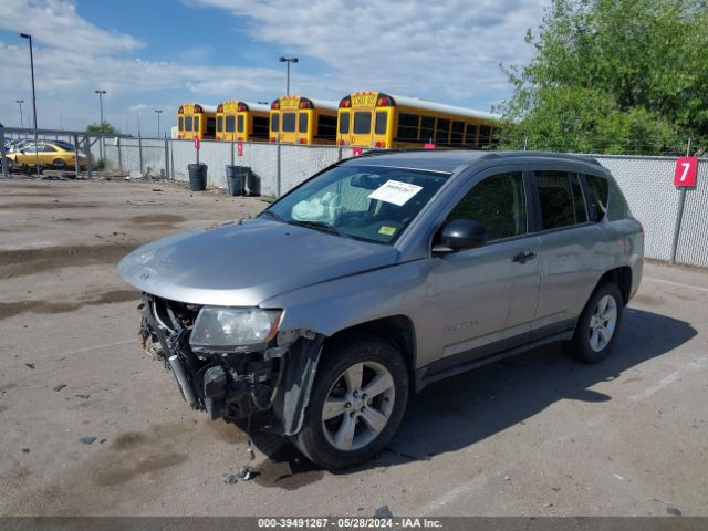 1C4NJDBB7GD521308 Jeep Compass Sport