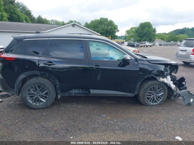 5N1BT3AA2PC877604 Nissan Rogue S Fwd