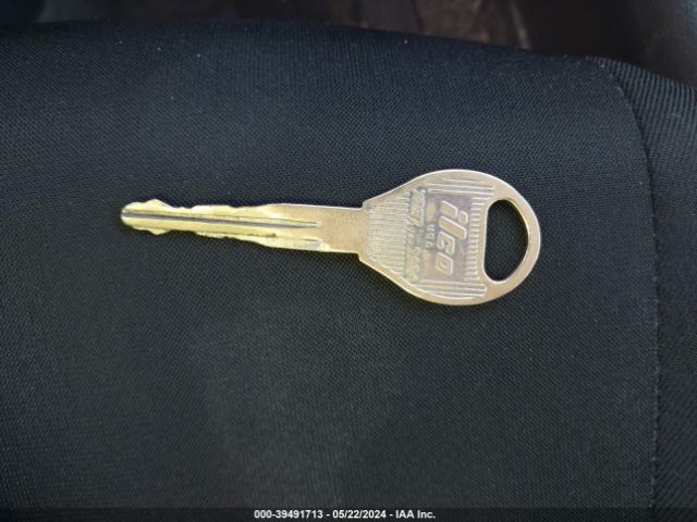 3N1CN7AP8GL828087 Nissan Versa 1.6 S