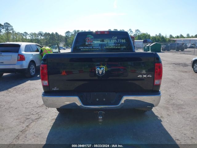 1C6RR7FT8HS554322 RAM 1500 Tradesman Quad Cab 4x4 6'4 Box
