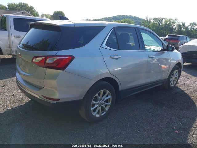 Chevrolet EQUINOX LT 2018 2GNAXJEV9J6327698 Image 4