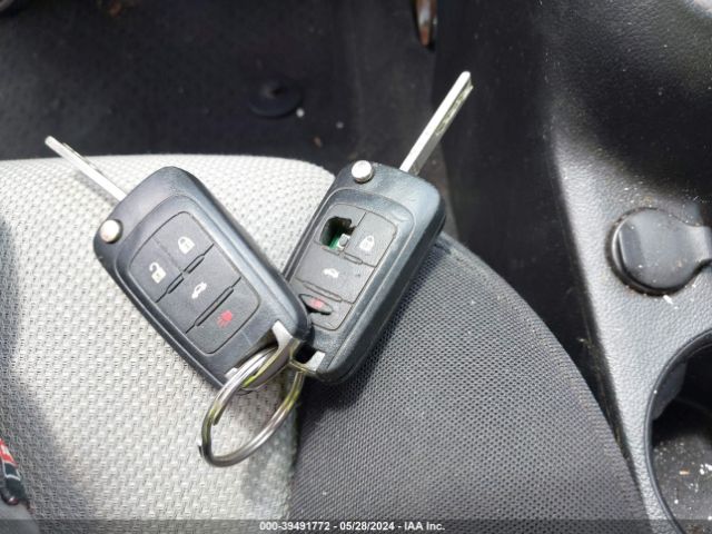 1G1PA5SG1E7139189 Chevrolet Cruze Ls Auto