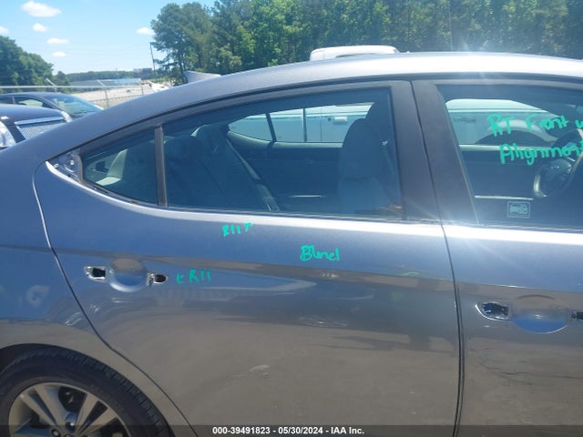 Hyundai ELANTRA SEL 2018 5NPD84LF0JH254801 Image 20