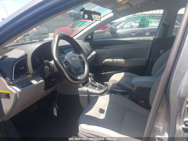 Hyundai ELANTRA SEL 2018 5NPD84LF0JH254801 Image 5