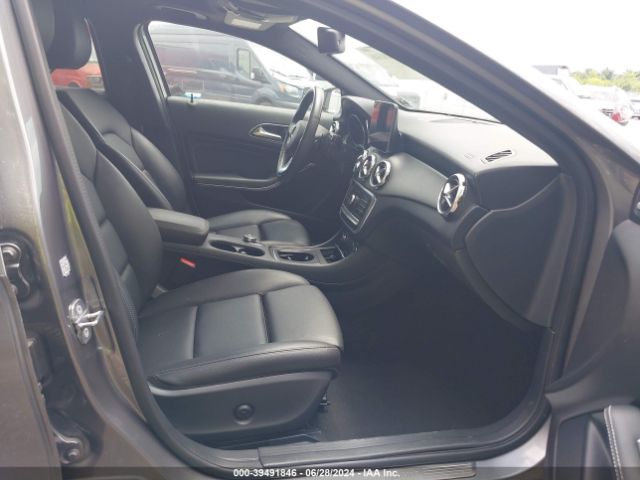 WDCTG4GB9LJ659677 Mercedes-Benz Gla 250 4matic