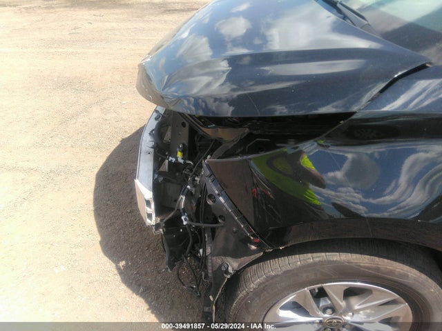 Toyota SIENNA XLE 2023 5TDYRKECXPS152172 Image 18