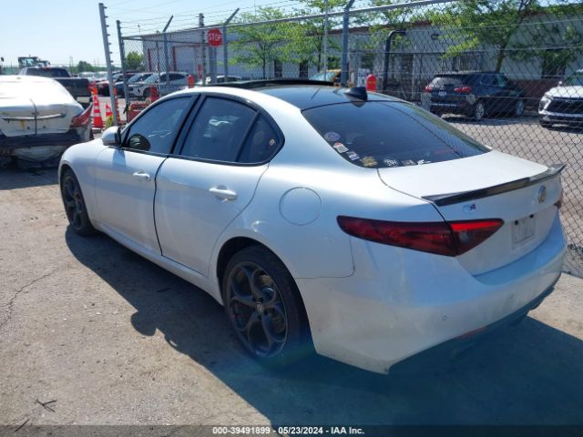 ZARFAEEN6J7569040 Alfa Romeo Giulia Ti Sport Awd