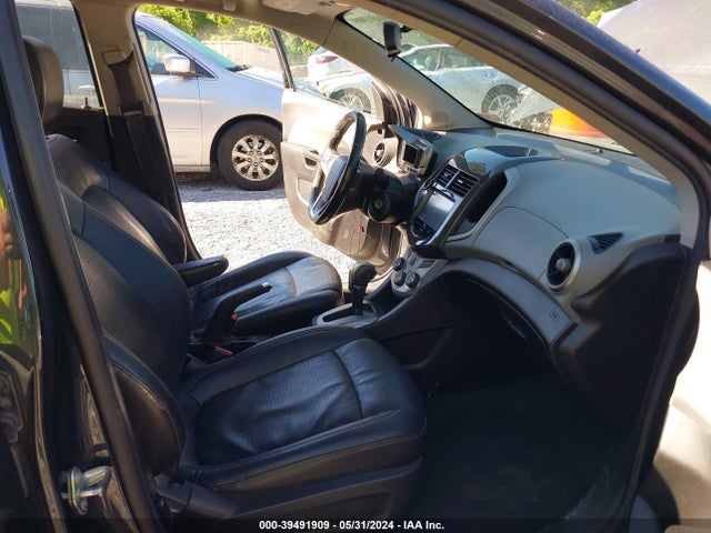 Chevrolet Sonic Ltz Auto 2014 1G1JE6SB8E4191019 Image 5