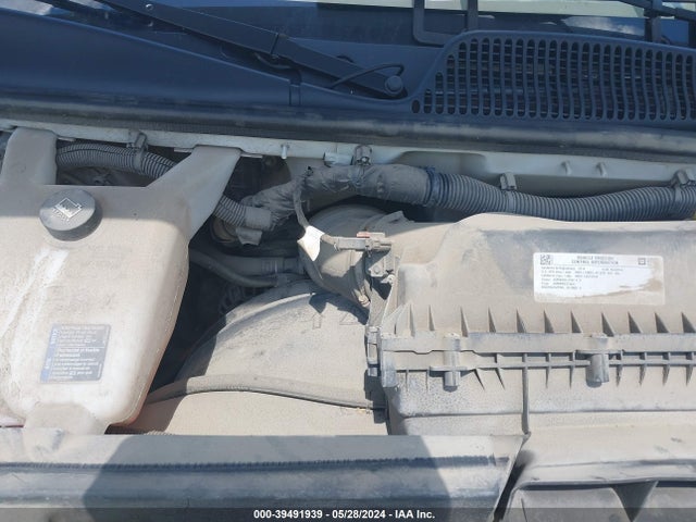 Chevrolet Express 2500 Work Van 2018 1GCWGAFP1J1165471 Image 10