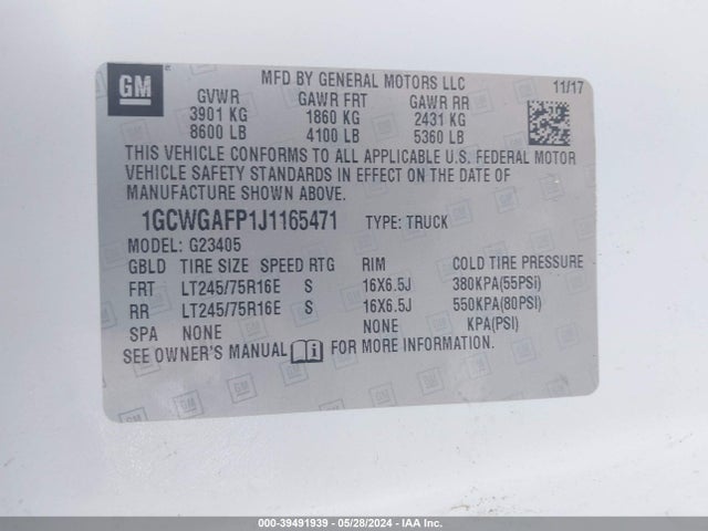 Chevrolet Express 2500 Work Van 2018 1GCWGAFP1J1165471 Image 9