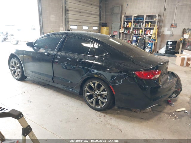1C3CCCDG0GN123165 Chrysler 200 S