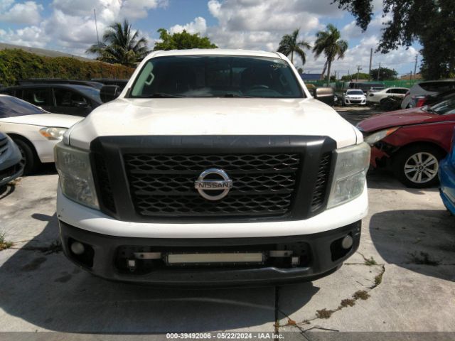 1N6AA1EKXHN530070 Nissan TITAN S
