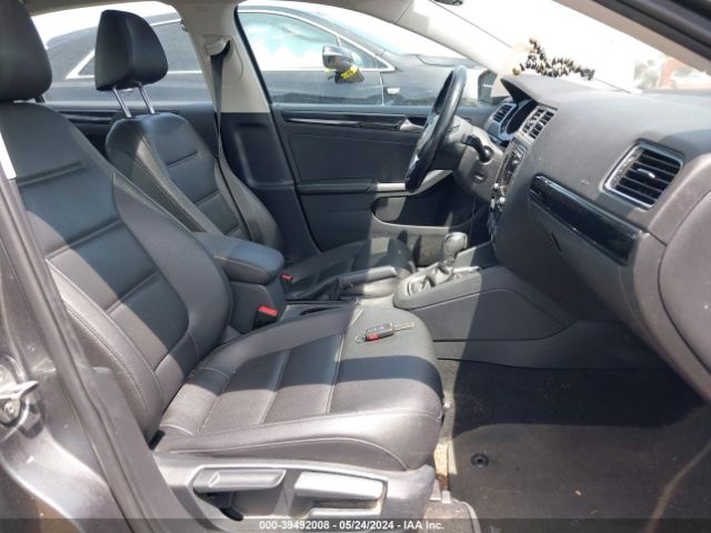 3VWL17AJ1HM380093 Volkswagen Jetta 1.8t Sel/1.8t Sel Premium