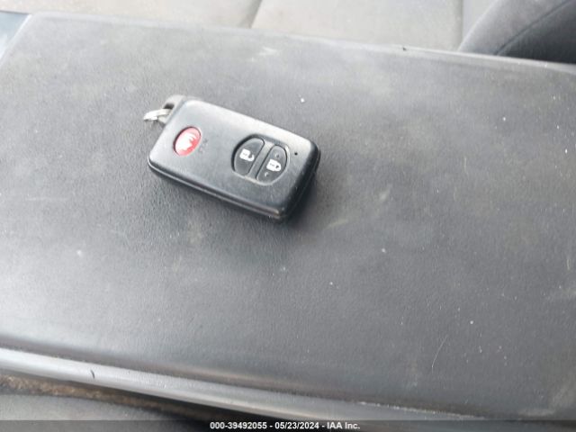 JTDZN3EU7EJ001556 Toyota Prius V Three