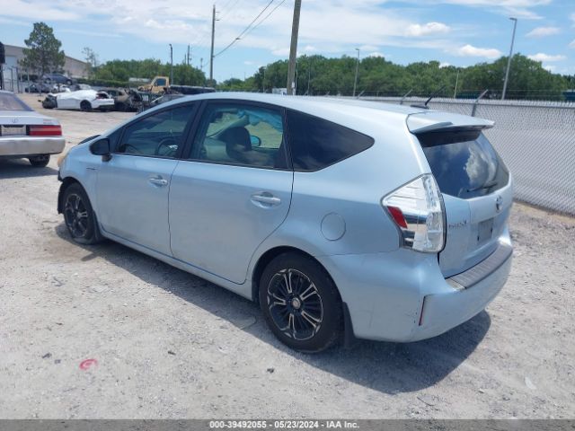 JTDZN3EU7EJ001556 Toyota Prius V Three