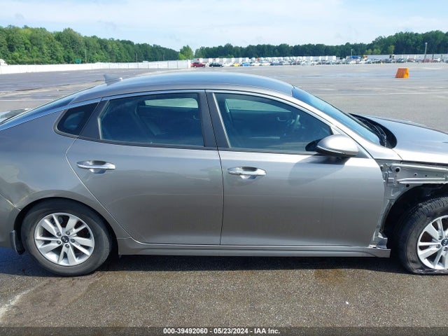 KIA Optima Lx 2017 5XXGT4L39HG125348 Image 14