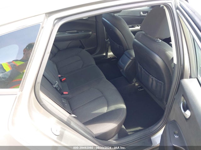 KIA Optima Lx 2017 5XXGT4L39HG125348 Image 8