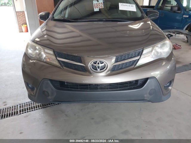 Toyota RAV4 LE 2014 JTMZFREVXED031366 Image 13