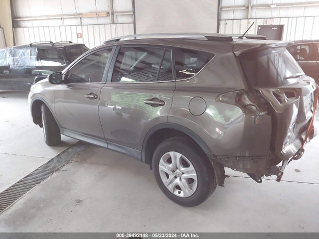 Toyota RAV4 LE 2014 JTMZFREVXED031366 Image 3
