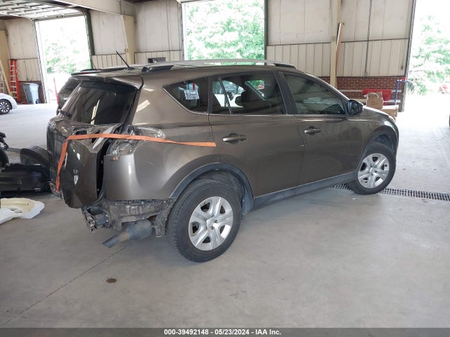 Toyota RAV4 LE 2014 JTMZFREVXED031366 Image 4