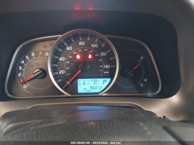 Toyota RAV4 LE 2014 JTMZFREVXED031366 Image 7