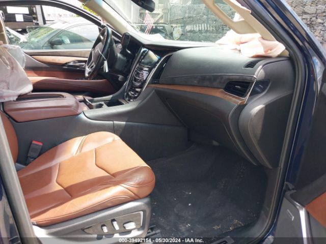 1GYS4CKJ3JR111945 Cadillac Escalade Premium Luxury