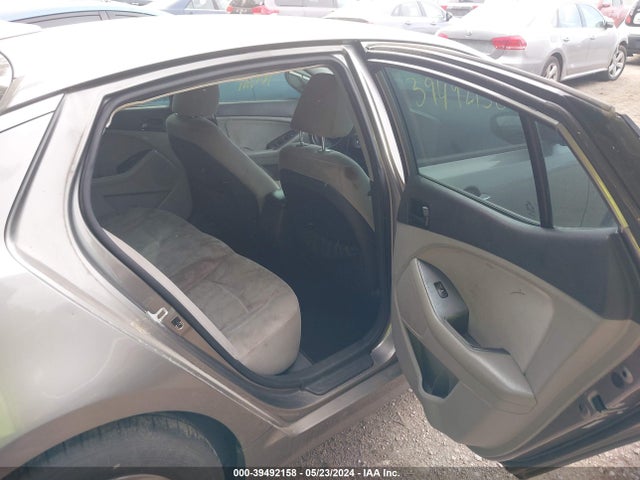KIA Optima Lx 2014 5XXGM4A70EG261639 Image 8
