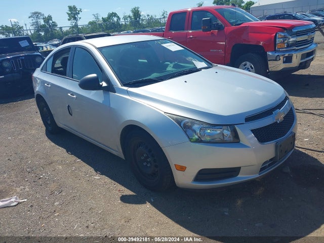 2014 1G1PA5SH1E7421972 main image