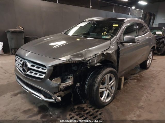 WDCTG4EB8JJ424560 Mercedes-Benz GLA 250