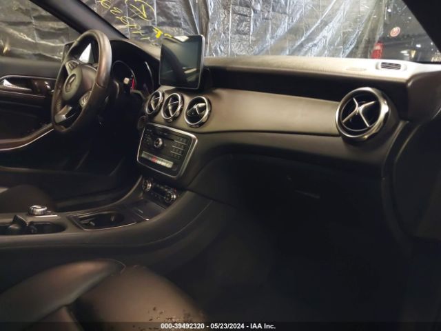 WDCTG4EB8JJ424560 Mercedes-Benz GLA 250