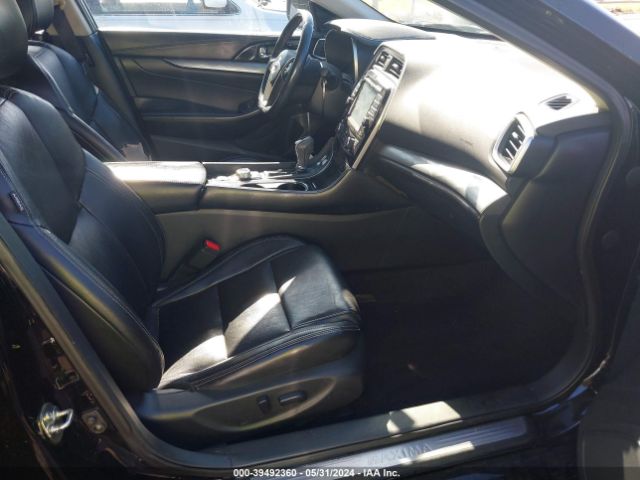 1N4AA6AP6GC389192 Nissan Maxima 3.5 Sl