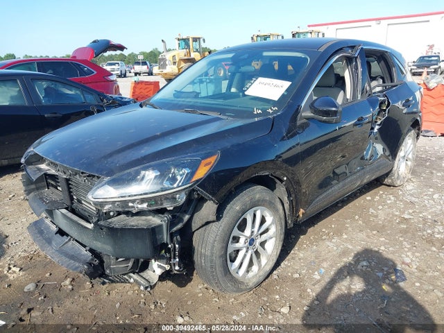 Ford ESCAPE SE 2020 1FMCU0G60LUB22037 Image 2