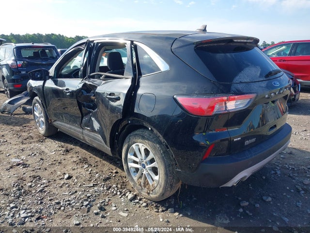 Ford ESCAPE SE 2020 1FMCU0G60LUB22037 Image 3