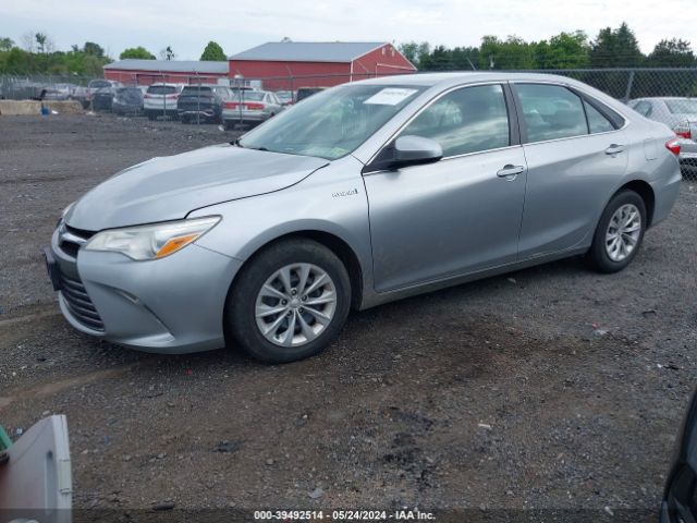 4T1BD1FK0GU192286 Toyota Camry Hybrid Le