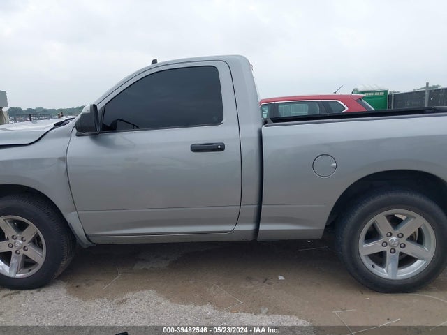 RAM 1500 Classic Express Regular Cab 4x2 6'4 Box 2021 3C6JR6AT6MG551435 Image 14