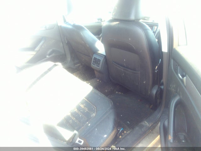 1VWBT7A3XFC027535 Volkswagen Passat 1.8t Se