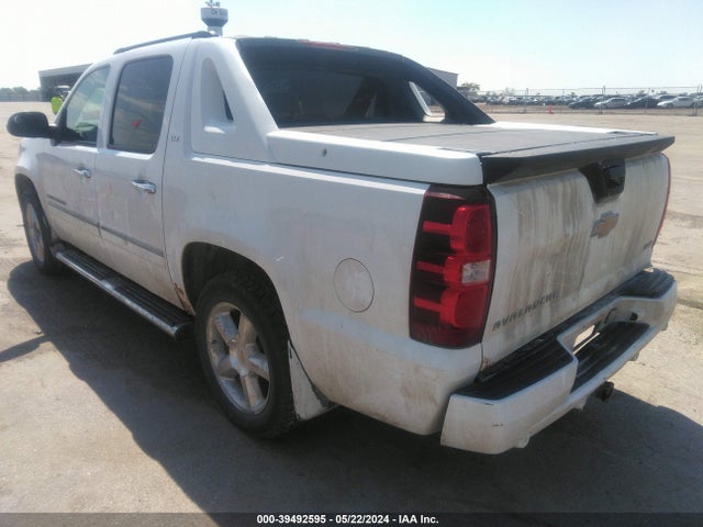 2009 CHEVROLET AVALANCHE 3GNFK32309G129059 Photo 2