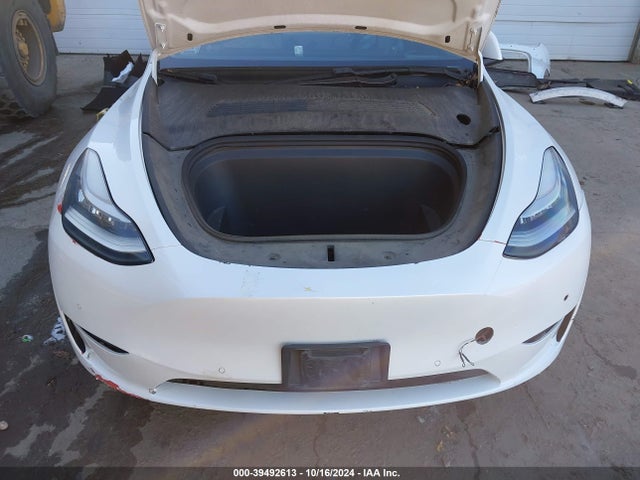 2020 TESLA MODEL Y 5YJYGDEE7LF016955 Photo 9