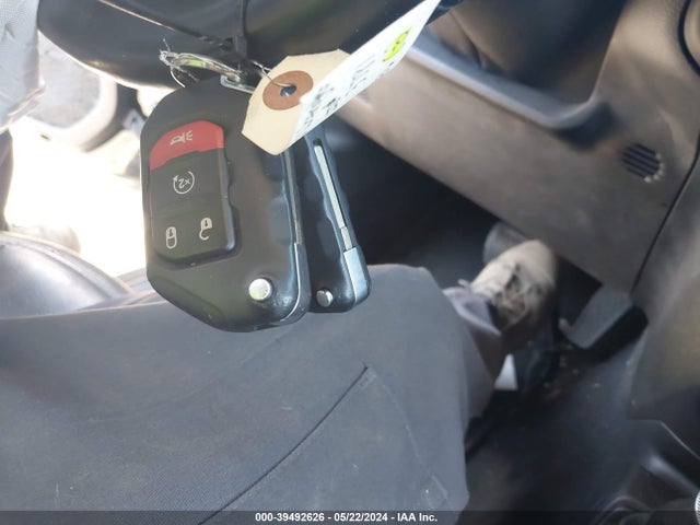 1C4HJXEN6MW563781 Jeep Wrangler Unlimited Sahara