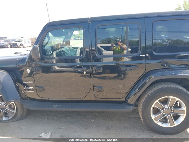 1C4HJXEN6MW563781 Jeep Wrangler Unlimited Sahara