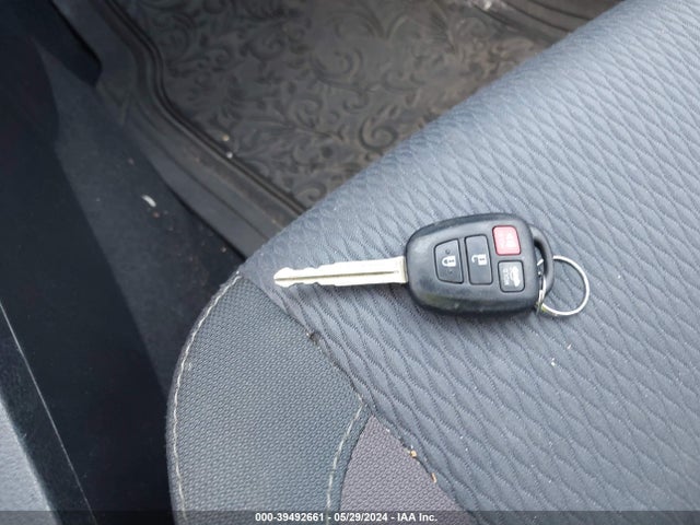 Toyota COROLLA LE 2017 2T1BURHE9HC823545 Image 11
