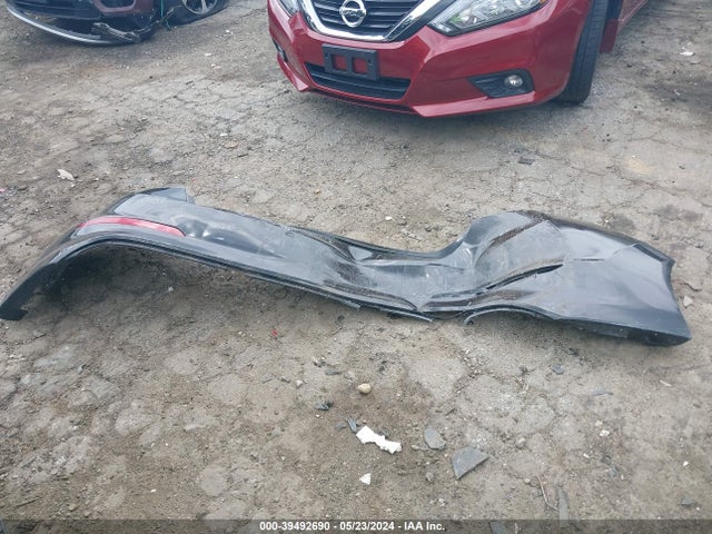 Hyundai ELANTRA SE 2018 5NPD74LF6JH318486 Image 12