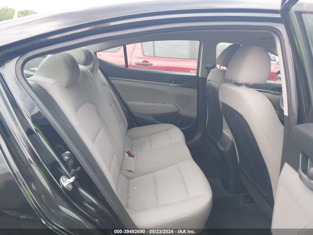 Hyundai ELANTRA SE 2018 5NPD74LF6JH318486 Image 8