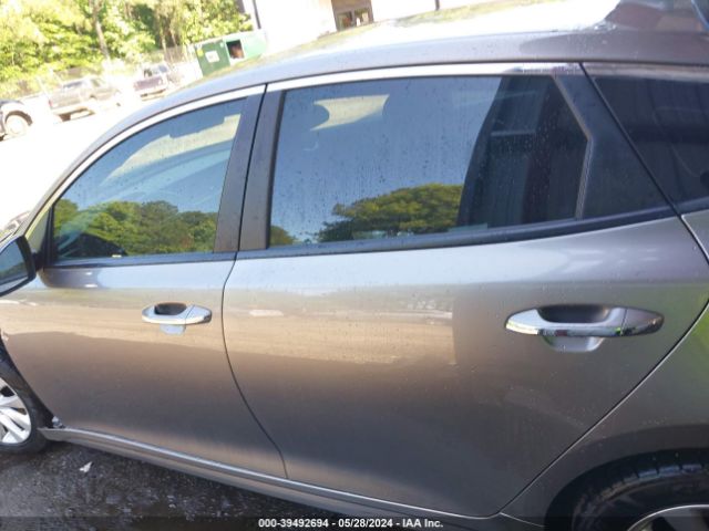 5XXGT4L30GG002598 KIA Optima Lx