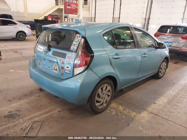 Toyota Prius C Three 2015 JTDKDTB30F1086743 Image 4