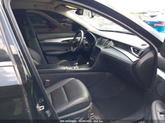 3PCAJ5M33KF132161 Infiniti Qx50 Luxe