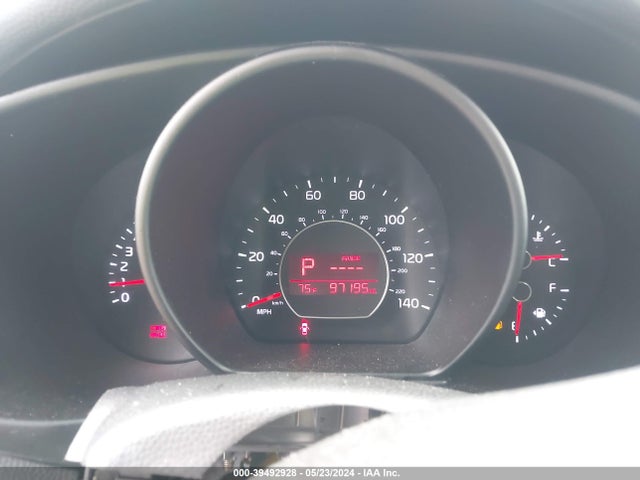 KIA Soul 2016 KNDJN2A24G7825235 Image 15